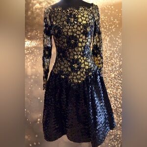 Vintage Lillie Rubin Fit & Flare Cocktail Dress in Black with Gold - Size 6